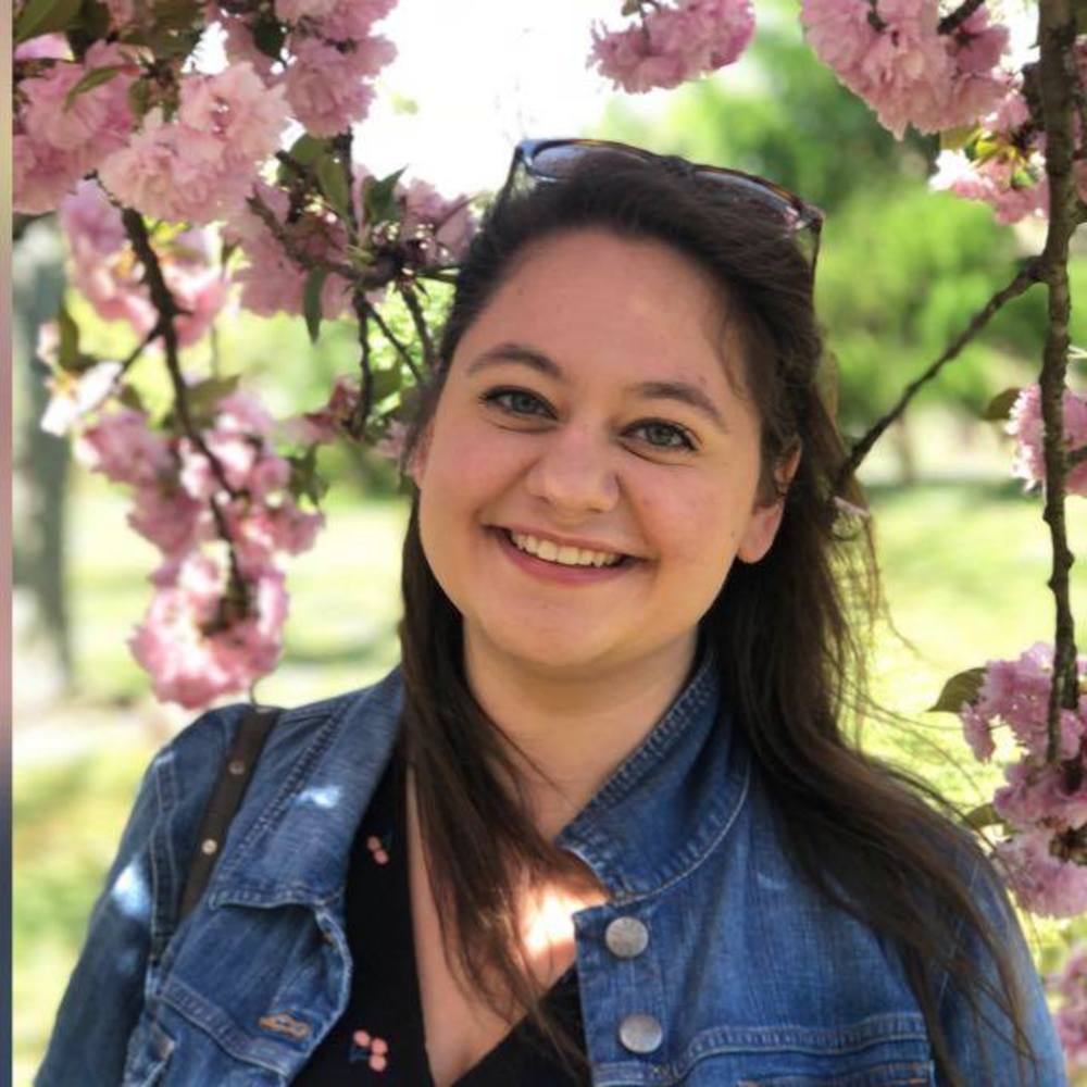 Meet your Posher, Elizabeth